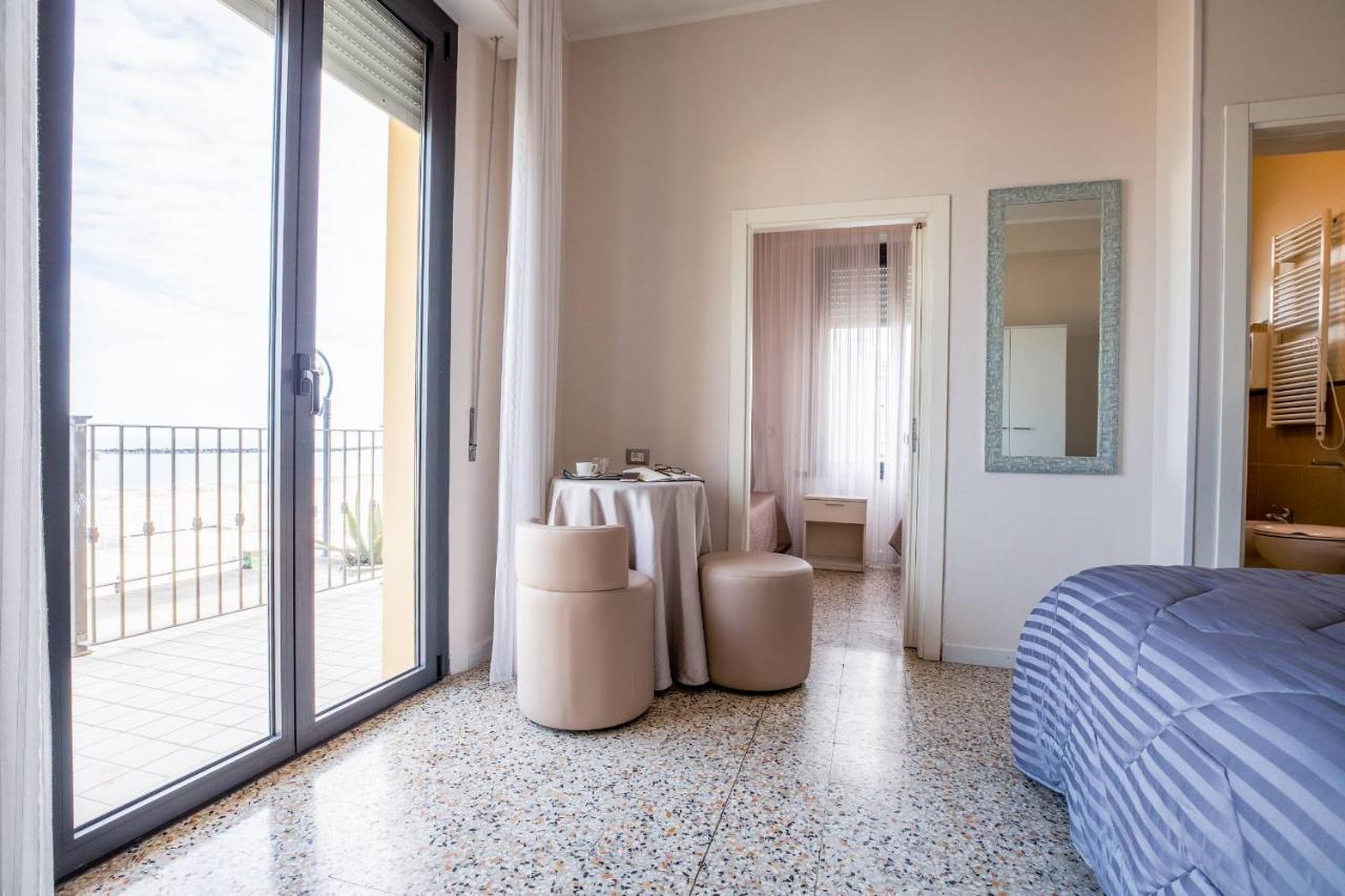 Hotel Deanna Bellaria-Igea Marina Exterior photo