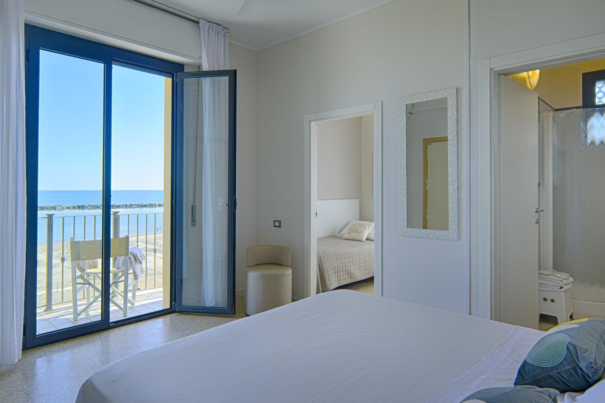 Hotel Deanna Bellaria-Igea Marina Exterior photo