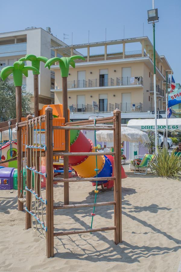 Hotel Deanna Bellaria-Igea Marina Exterior photo